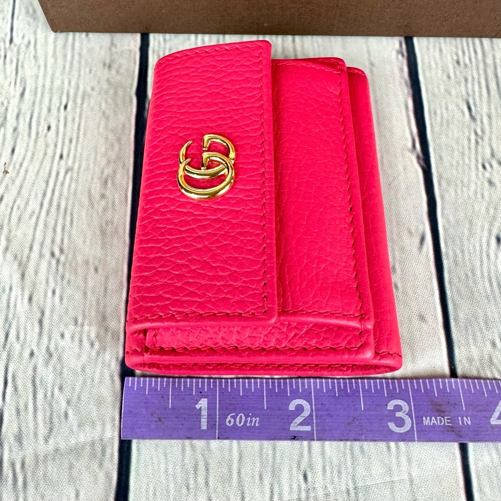 Gucci hot pink compact wallet with card holder and coin section - Picture 15 of 15